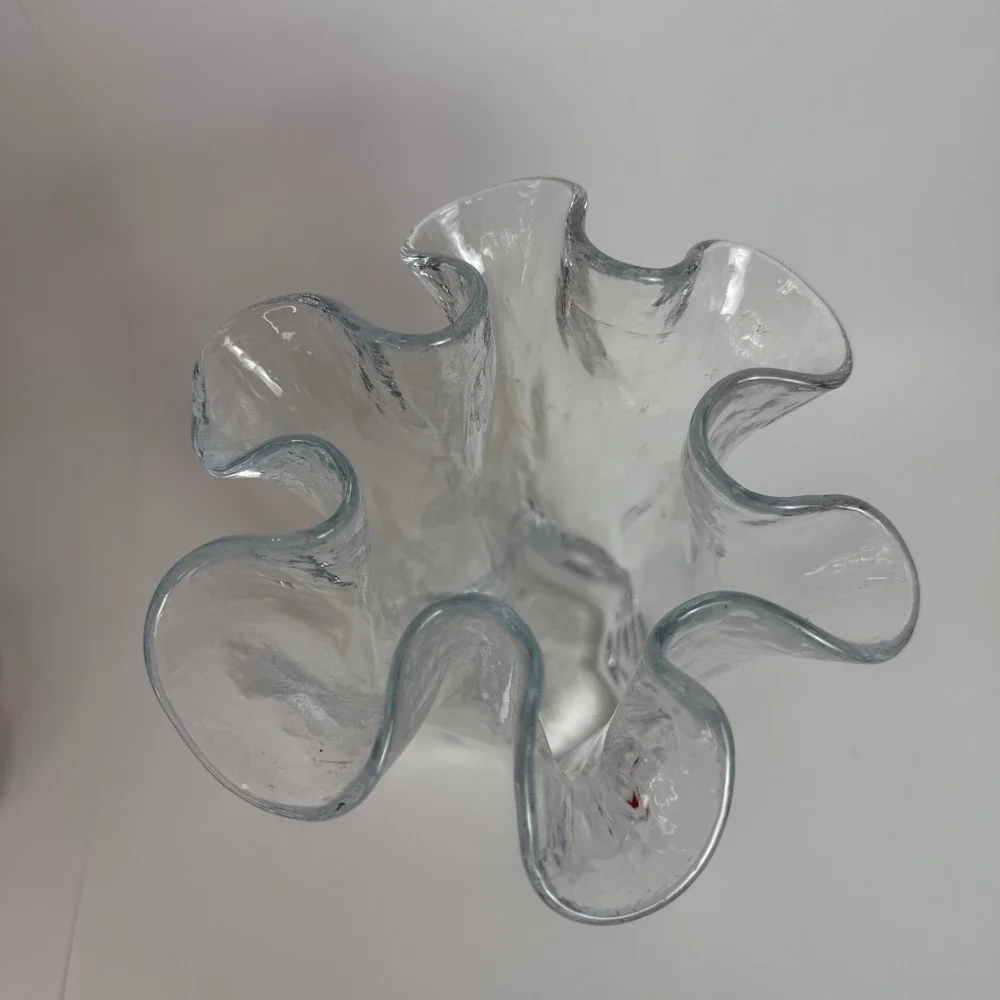 Vintage Muurla Finland Eva Ruffled Handkerchief Vase 8in Clear Blown Glass